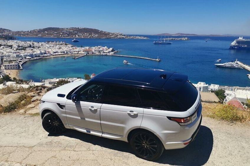 Private Guided Tour in Mykonos with Luxury Car 