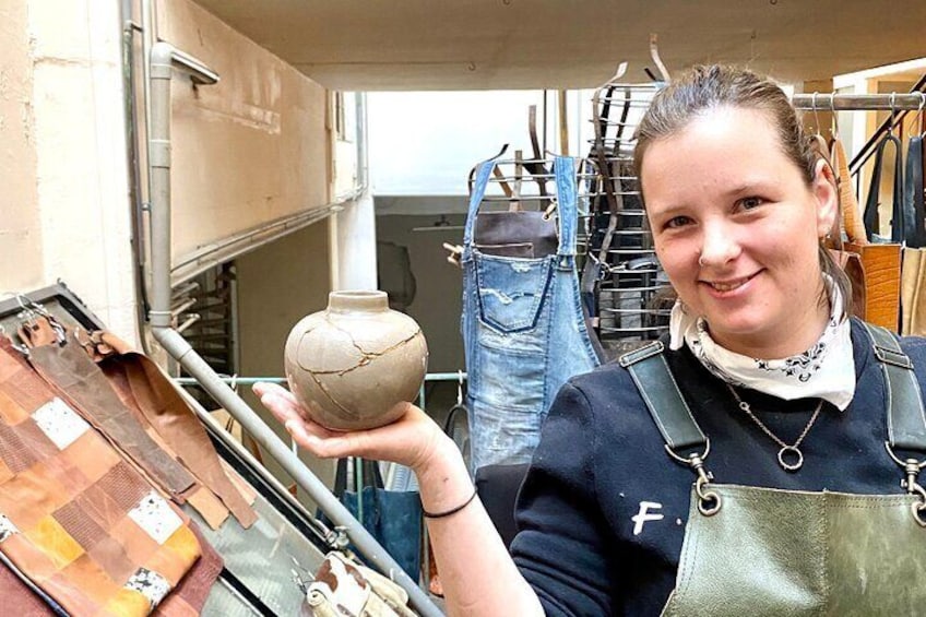 Kintsugi Workshop in Piazza Duomo 