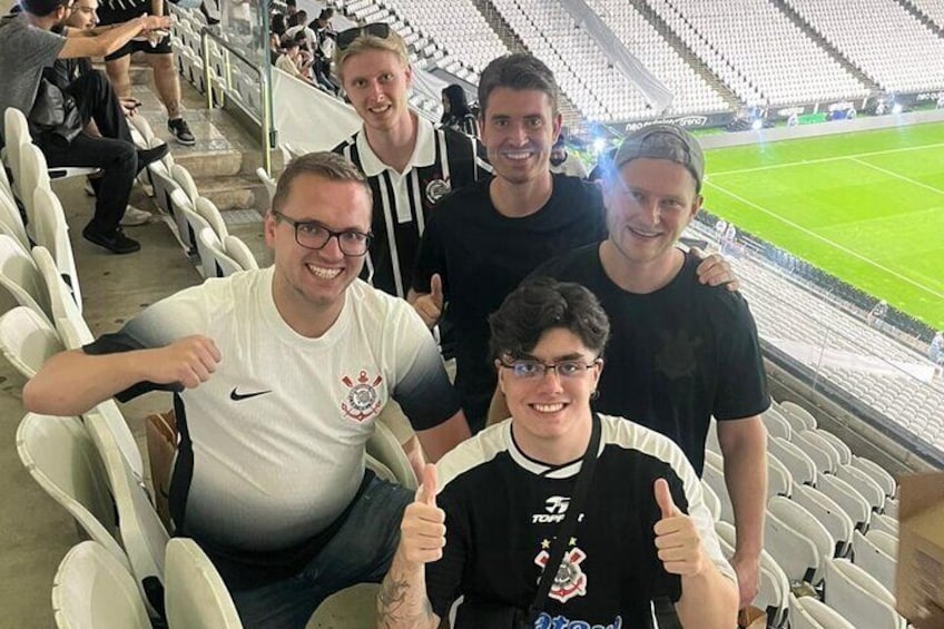 São Paulo: Join a soccer game in São Paulo with local