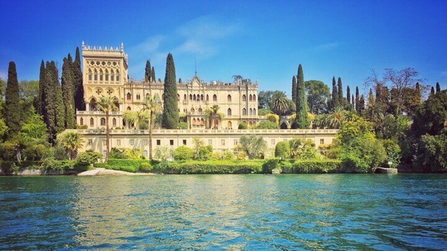 Boat Tour of Isola del Garda