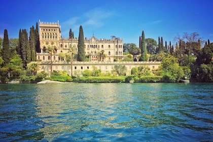 Boat Tour of Isola del Garda