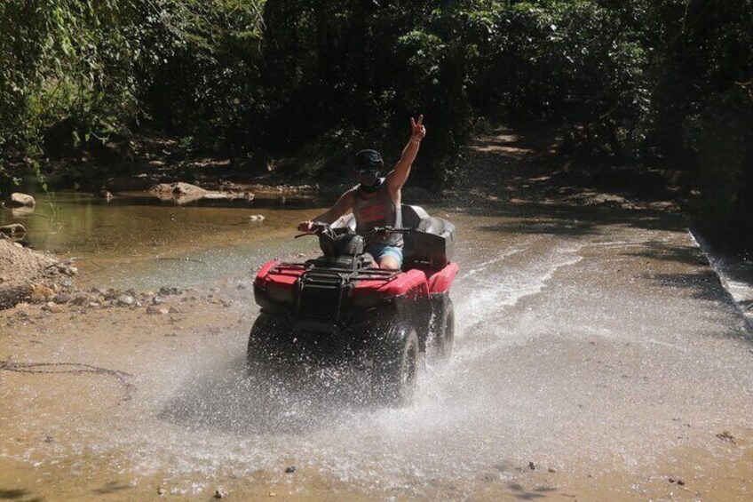 Private adventure in an all-terrain vehicle with transportation included