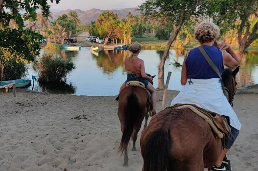 Arriving to the lagoon