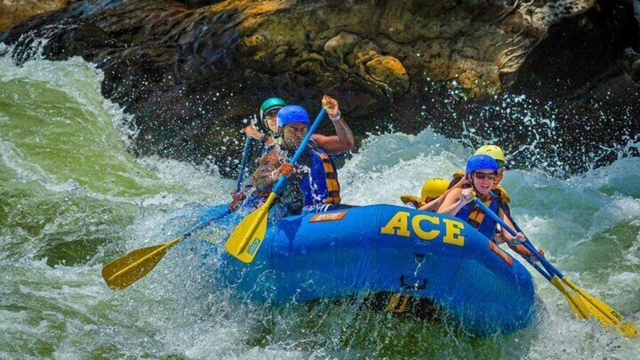 Whitewater Rafting - Lower New River Gorge Full Day
