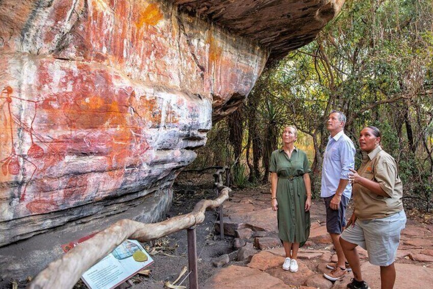 Explore Kakadu National Park and the Ubirr Aboriginal rock art 