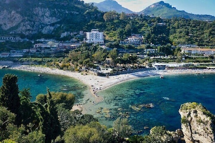 Taormina and Isola Bella Boat Tour: with Snorkelling and Aperitif