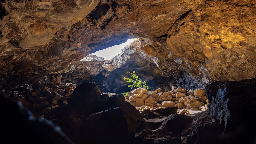 Volcanic Refuges: Excursion to Underground Civilization