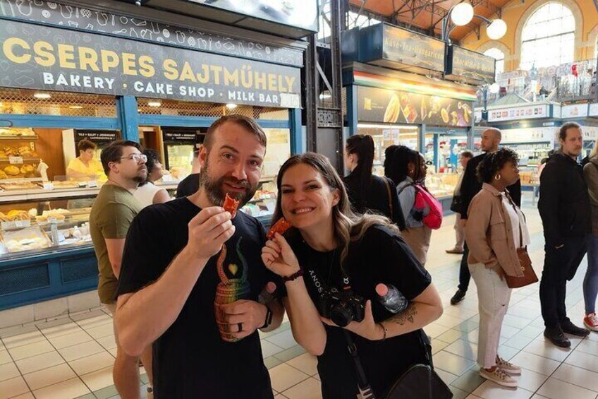 2-Hour Private Market Tour in Budapest With Free Tastings