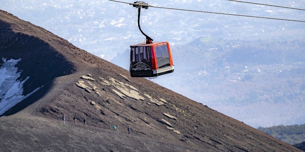 Mount Etna: Priority Cablecar Ticket to 2500 Meters