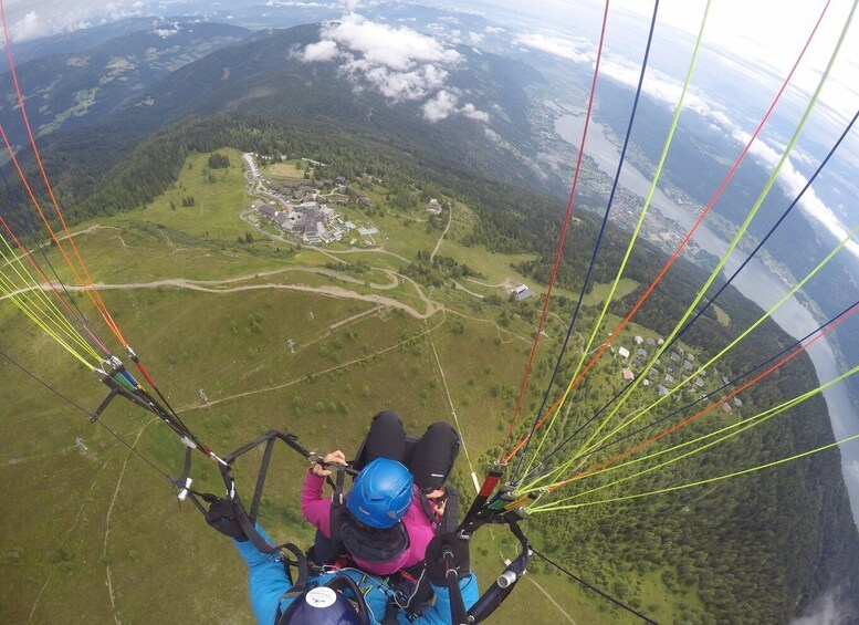 Picture 6 for Activity Villach/Ossiachersee: Paragliding "Action" Tandemflug