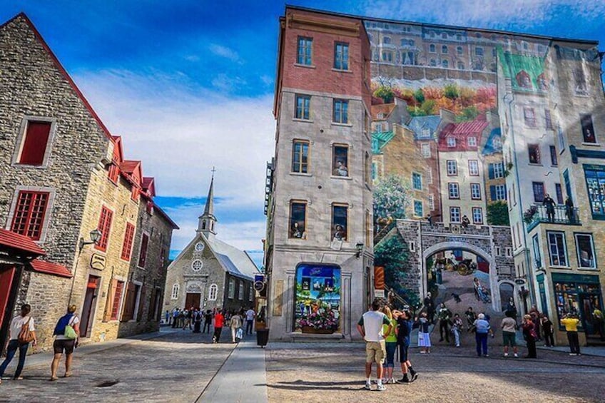 2 Day Guided Tour in the Fairmont Frontenac Getaway- Quebec City