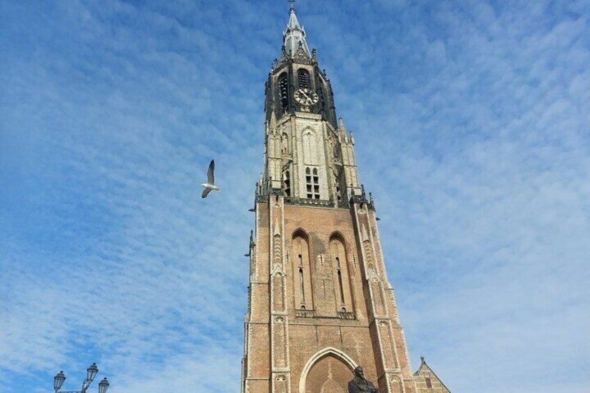 Explore Delft's Highlights in a Walking Tour with Local