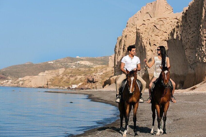 2-Hour Private and Guided Horse Riding at Santorini with Pick Up