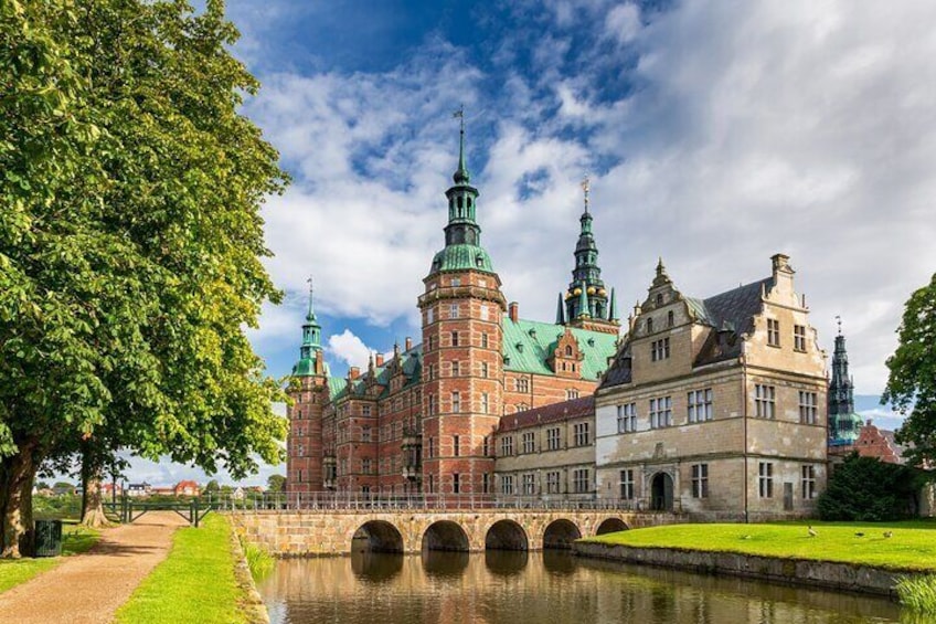 Half-Day Private Tour to Kronborg and Frederiksborg Castle