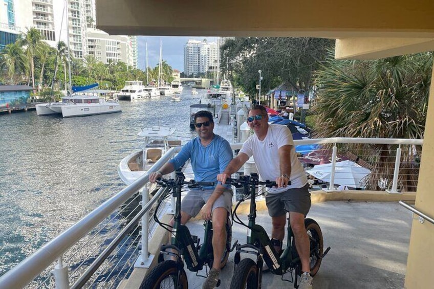 90 min Guided Electric Bike Tours of Greater Fort Lauderdale