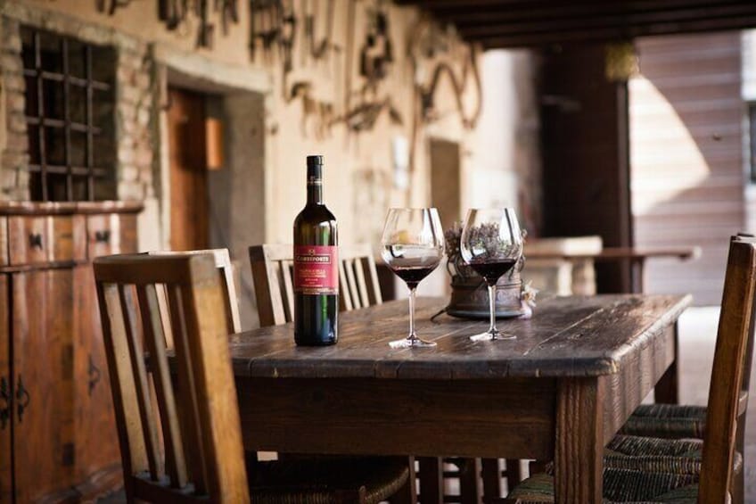 Wine tour and tasting of 4 Valpolicella Wines in a Medieval Court