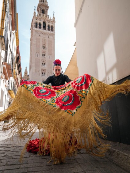 Picture 9 for Activity Seville: Enjoy a class of approach to flamenco