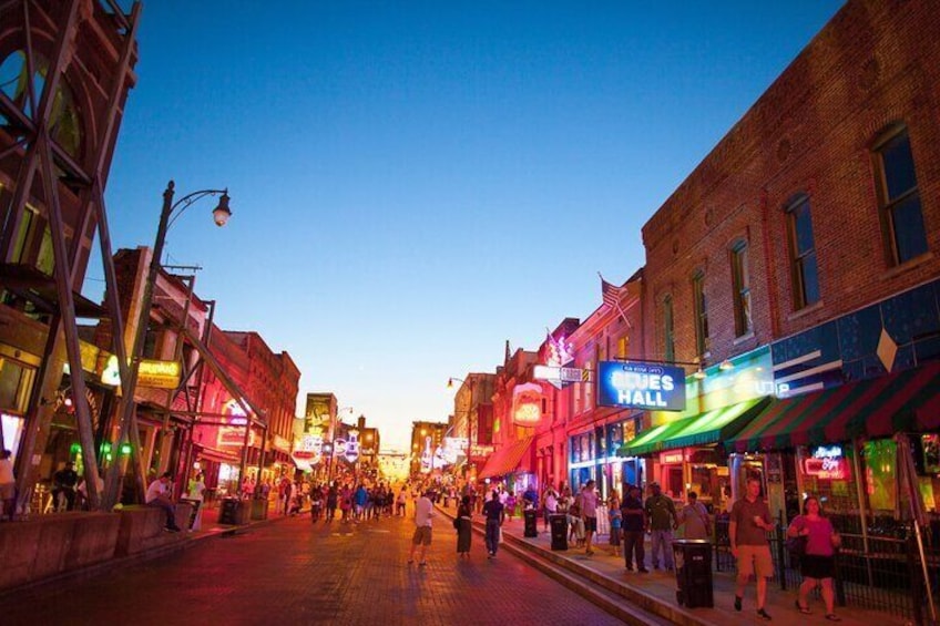 Private Guided Walking Tour in Memphis