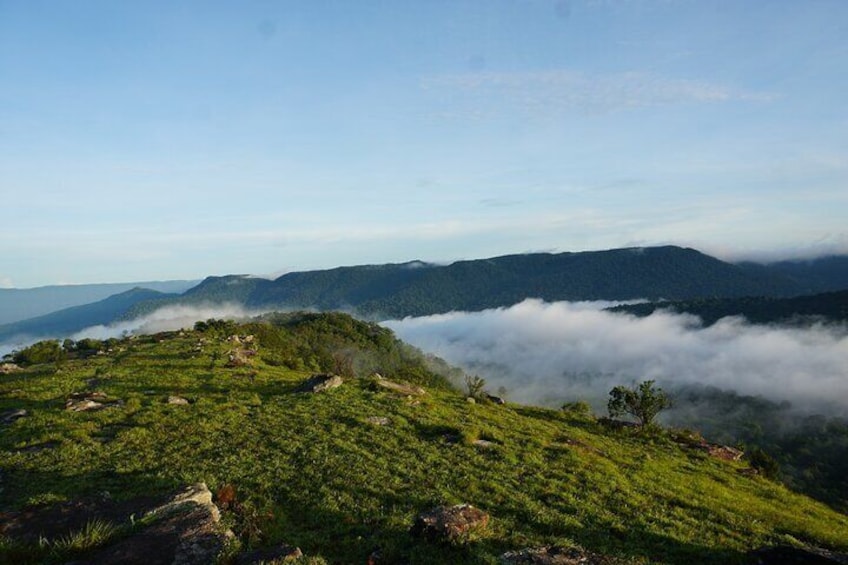 From summit point can see 360-degree landscapes. 