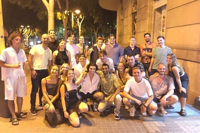 Barcelona Pub Crawl by KING -The Best Party tour & VIP Club Entry