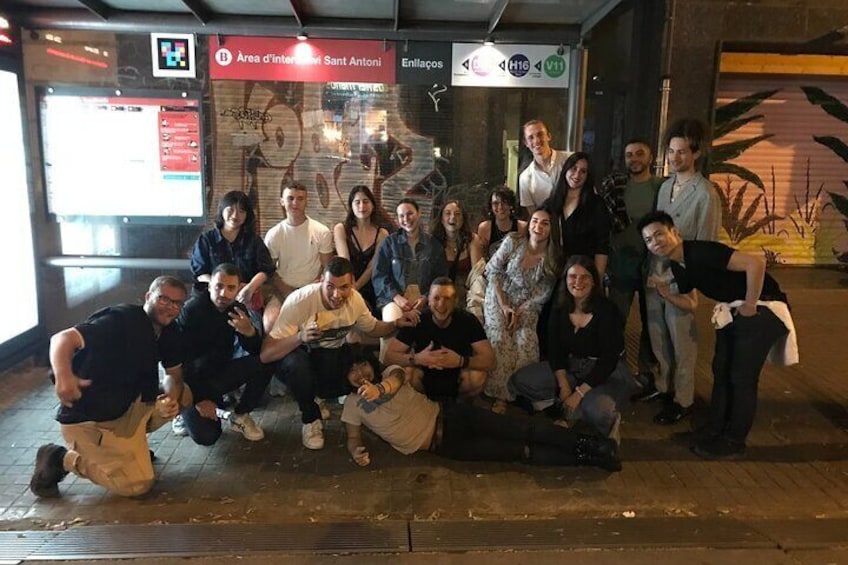 Pub and Club Crawl Tour in Barcelona