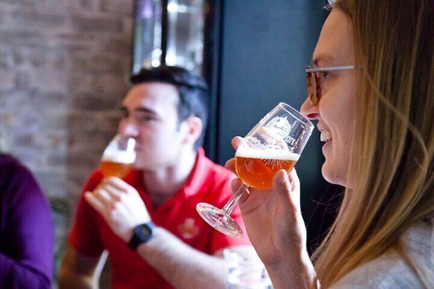 Edinburgh Pub & History Tour