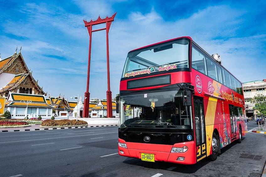 Bangkok Hop-On Hop-Off Bus Tour