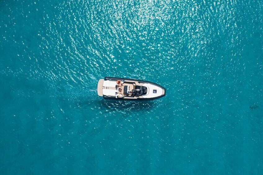 Private tour of the Egadi Islands by dinghy