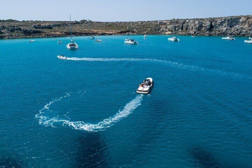 Private tour of the Egadi Islands by dinghy