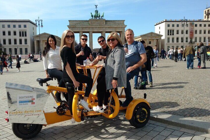 Private guided Conference Bike Sightseeing Tour in Berlin