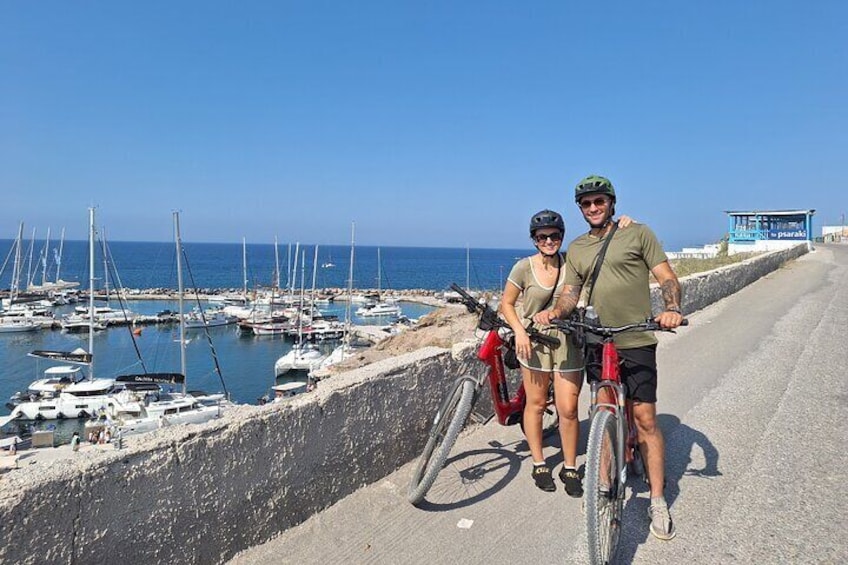 Santorini: E-bike tour from the Tomato Industrial Museum