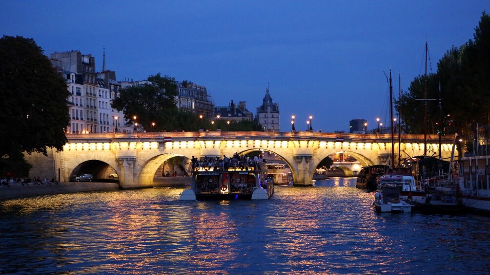 Perfect Night in Paris Seine River Cruise, Eiffel Tower & Moulin Rouge Cabaret