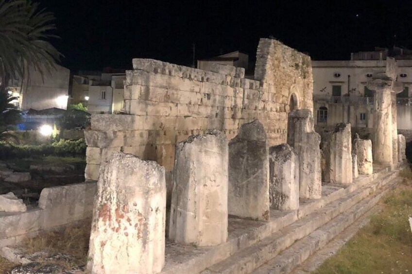 Guided night tour of Ortigia in Syracuse