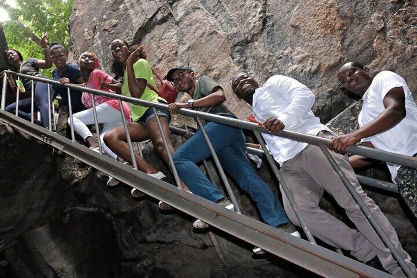 Caves and Cruise Tour in Ghana