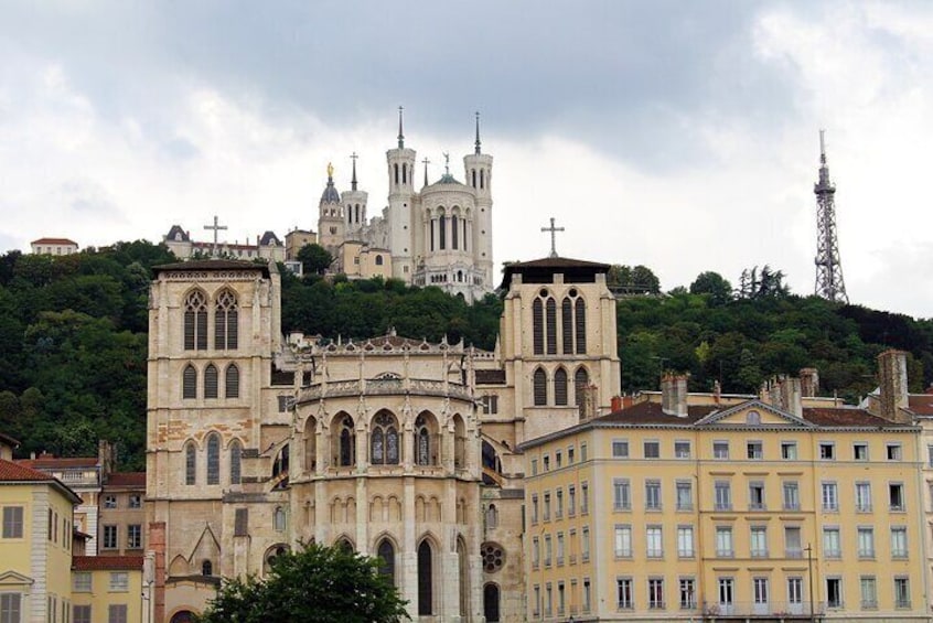 Lyon: Private Historic Guided Tour