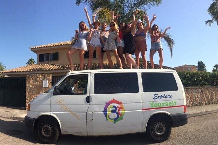 Beach Tours Mallorca. The Happy Vans. 
