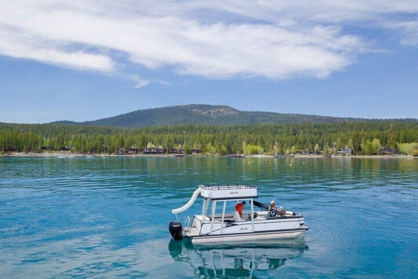8-Hour Private Boat Tour on Lake Tahoe