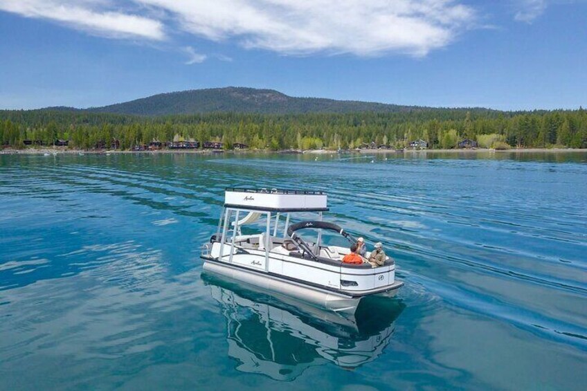 8-Hour Private Boat Tour on Lake Tahoe