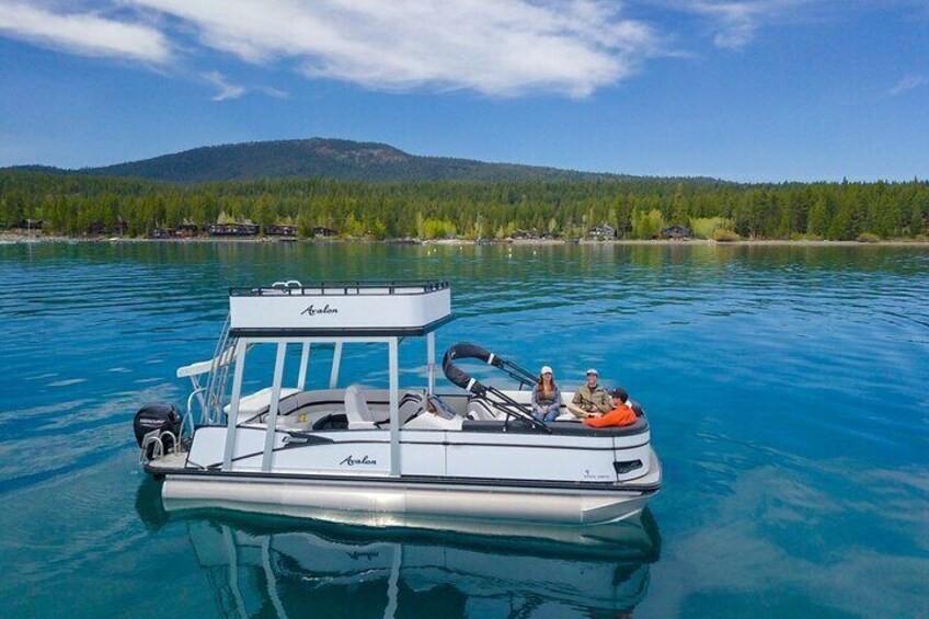 8-Hour Private Boat Tour on Lake Tahoe