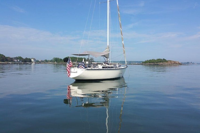 Nomade at anchor in the Thimble Islands