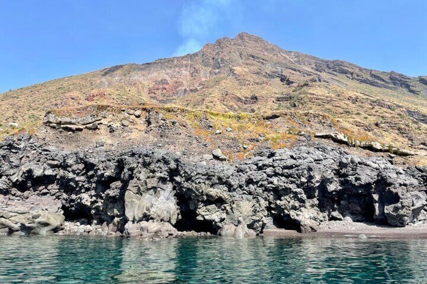 Rent our boat Principessa in Stromboli 