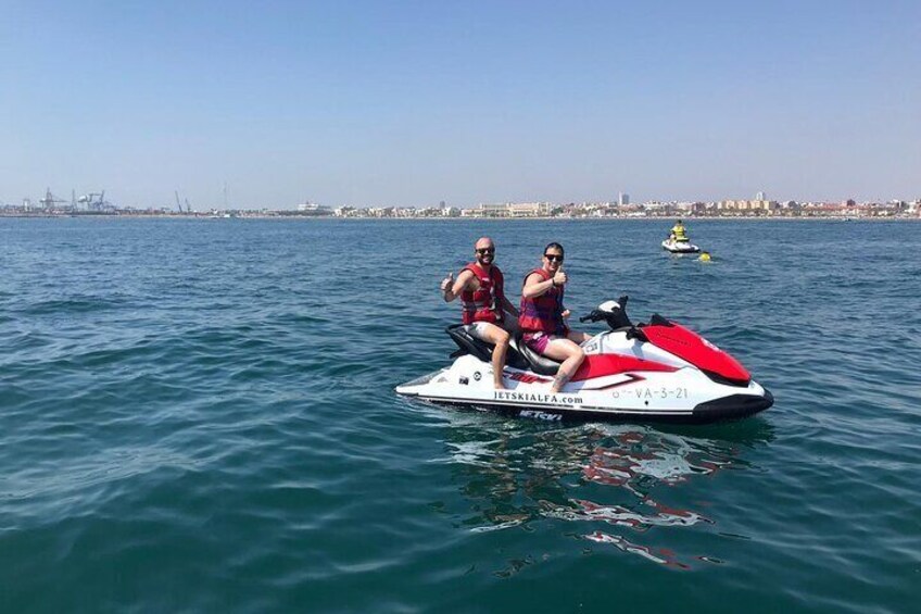 Jetski in Valencia for 30 minutes for 1 or 2 people