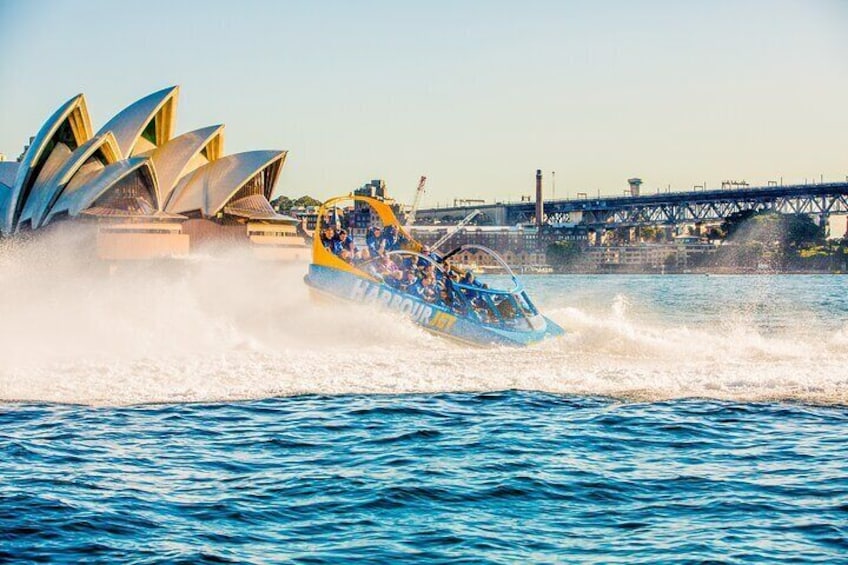 30-Minute Sydney Harbour Jet Boat Ride: Jet Blast