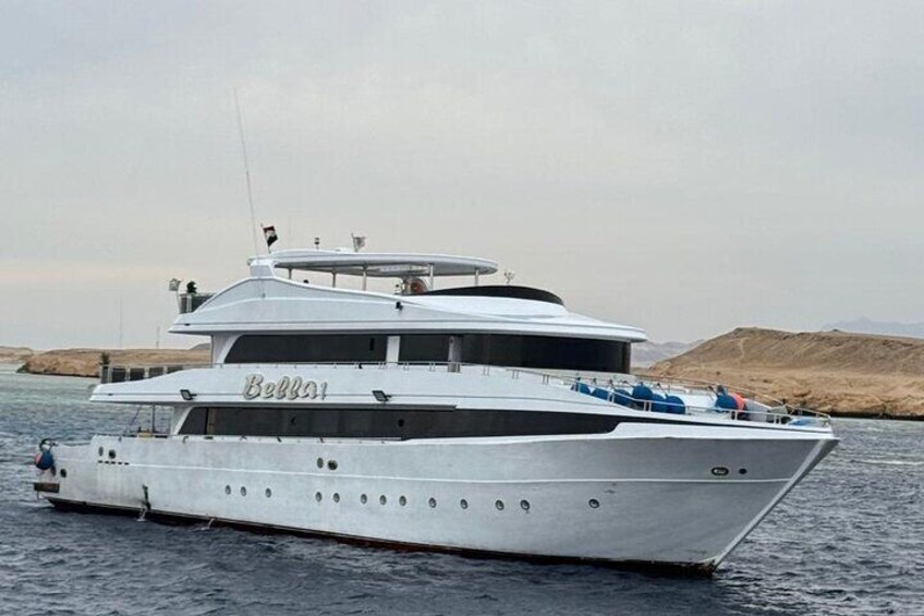 White Island & Ras Mohamed Boat Trip with lunch from Sharm