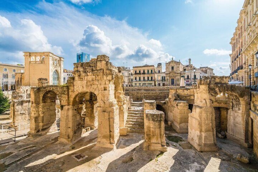 Lecce e Ostuni tour intera giornata (non tour guidato) 