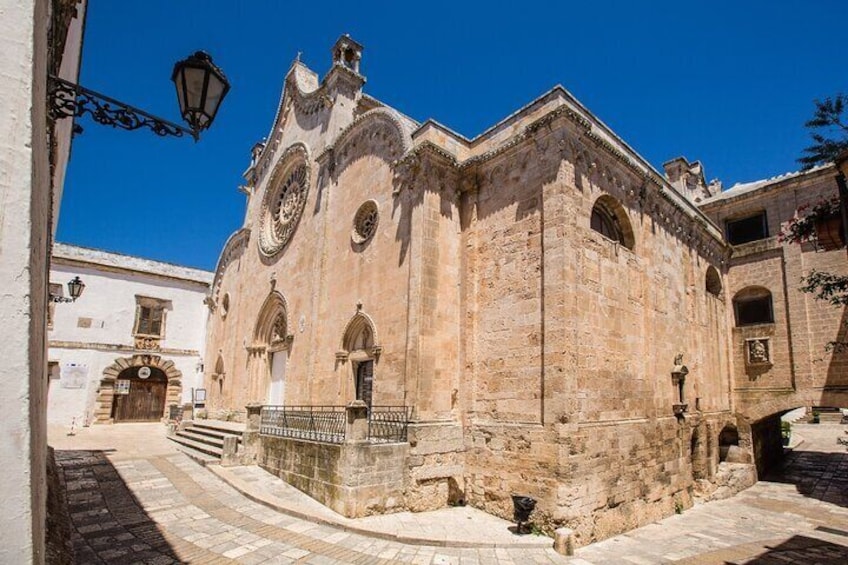 Lecce e Ostuni tour intera giornata (non tour guidato) 