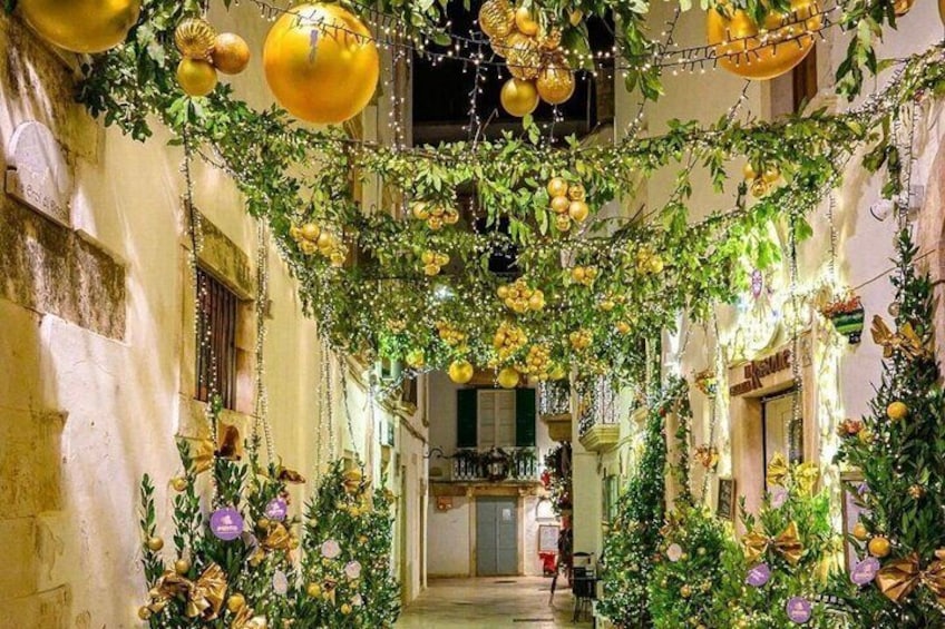 CHRISTMAS EDITION LOCOROTONDO AND ALBEROBELLO Christmas Markets