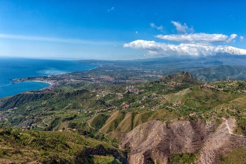 35 min Taormina and Etna private helicopter tour from Fiumefreddo

