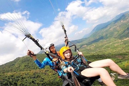 Experience Paragliding at a 1000-Meter Height in Nha Trang