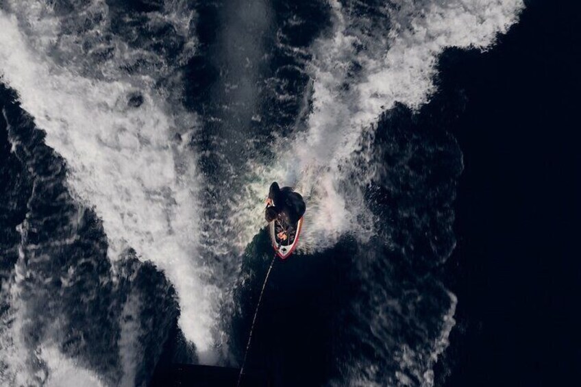 2 Hours Private Boat Activity with 30 min Wakeboard Wakesurf